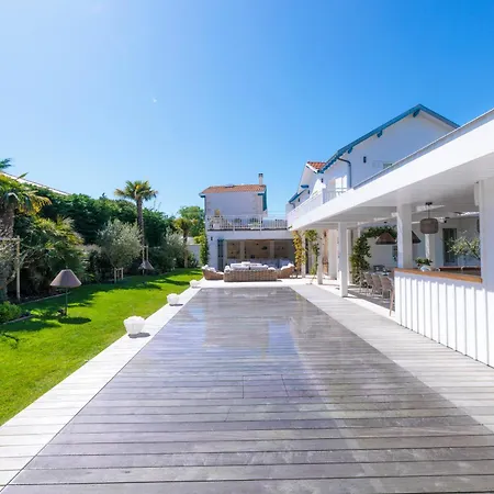 Les Peupliers Avec Piscine Privee Et Sauna 빌라