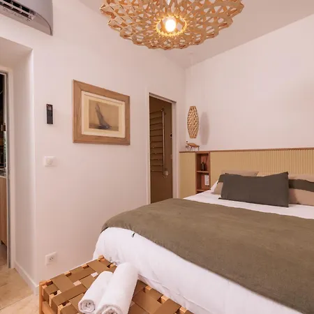 Les Peupliers Avec Piscine Privee Et Sauna 빌라 로양