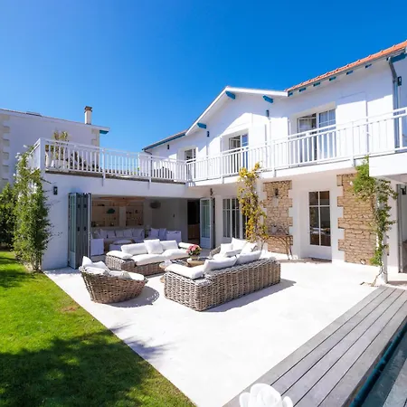 Les Peupliers Avec Piscine Privee Et Sauna Villa Royan