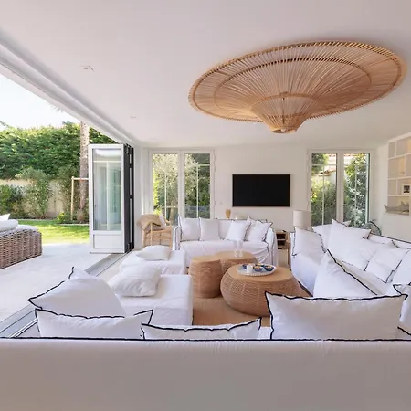 Les Peupliers Avec Piscine Privée Et Sauna Royan