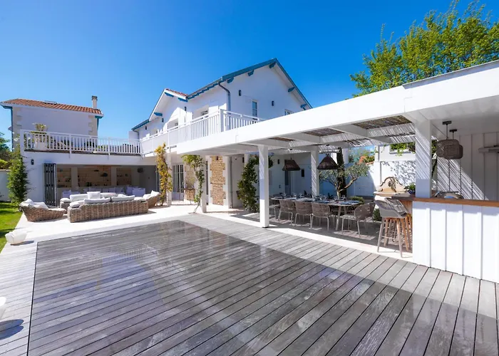 Les Peupliers Avec Piscine Privee Et Sauna 빌라 로양