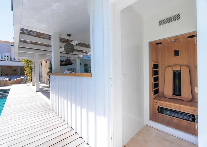 Les Peupliers Avec Piscine Privee Et Sauna 빌라 로양